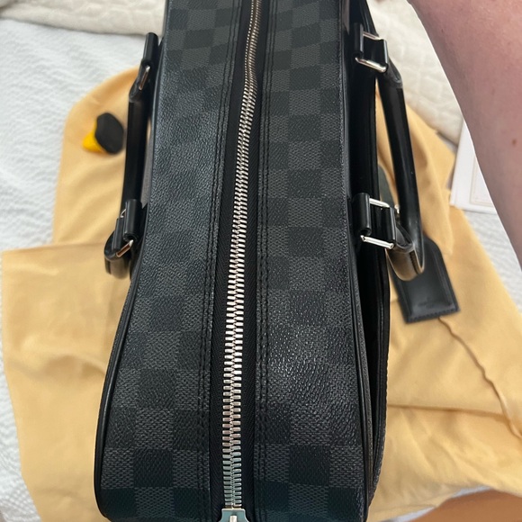 Louis Vuitton Damier briefcase like new - Picture 12 of 16